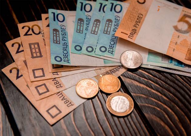 Опрос Нацбанка: белорусы потеряли доверие к рублю и ждут роста цен
