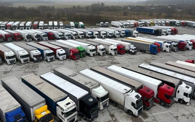 "Люди видят, кто прав, кто виноват". Лукашенко о ситуации с литовскими большегрузами в Беларуси